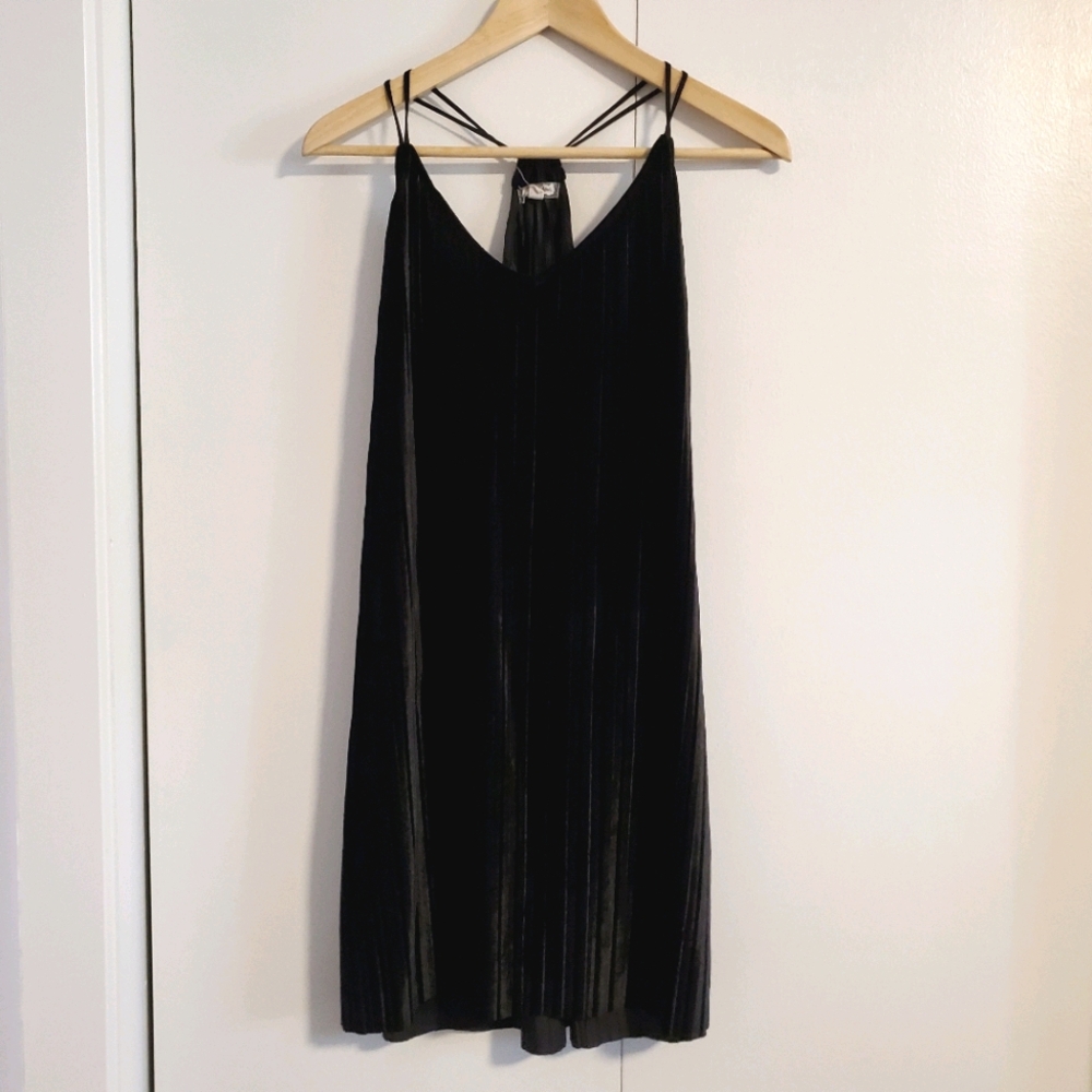 Eyeshadow Soft Velvet Tank